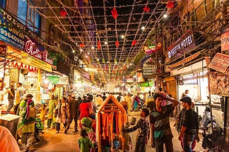 Golden Triangle Shopping & Bazaar Tour image 2