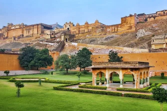 Five-Star Golden Triangle Tour | Experience My India image 1